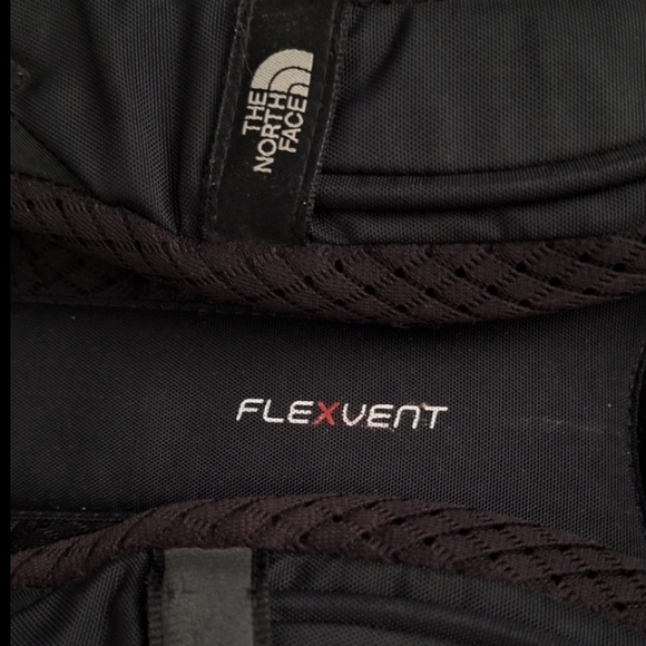 The North Face Borealis Backpack - Picture 10 of 16